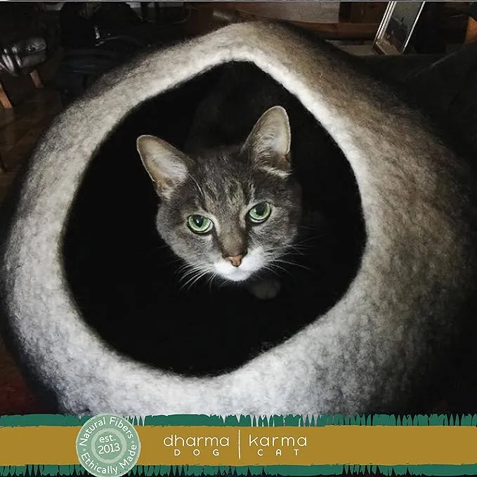 Distinctly Himalayan Cat Cave Ombre Black & White