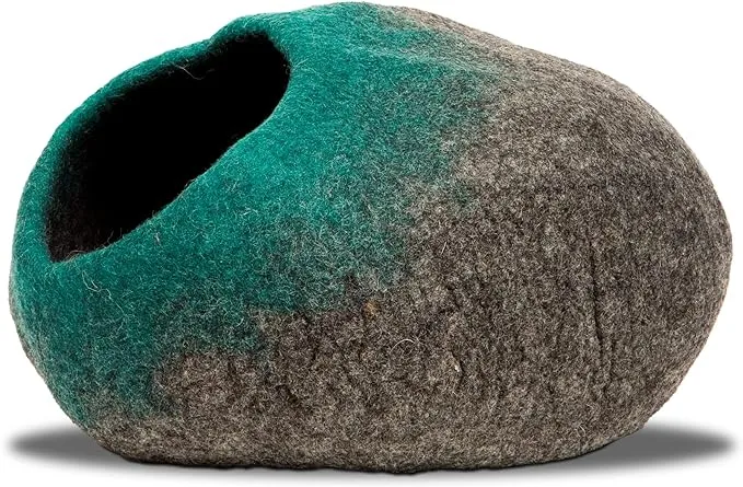 Distinctly Himalayan Pet Cave Ombre Grey & Teal