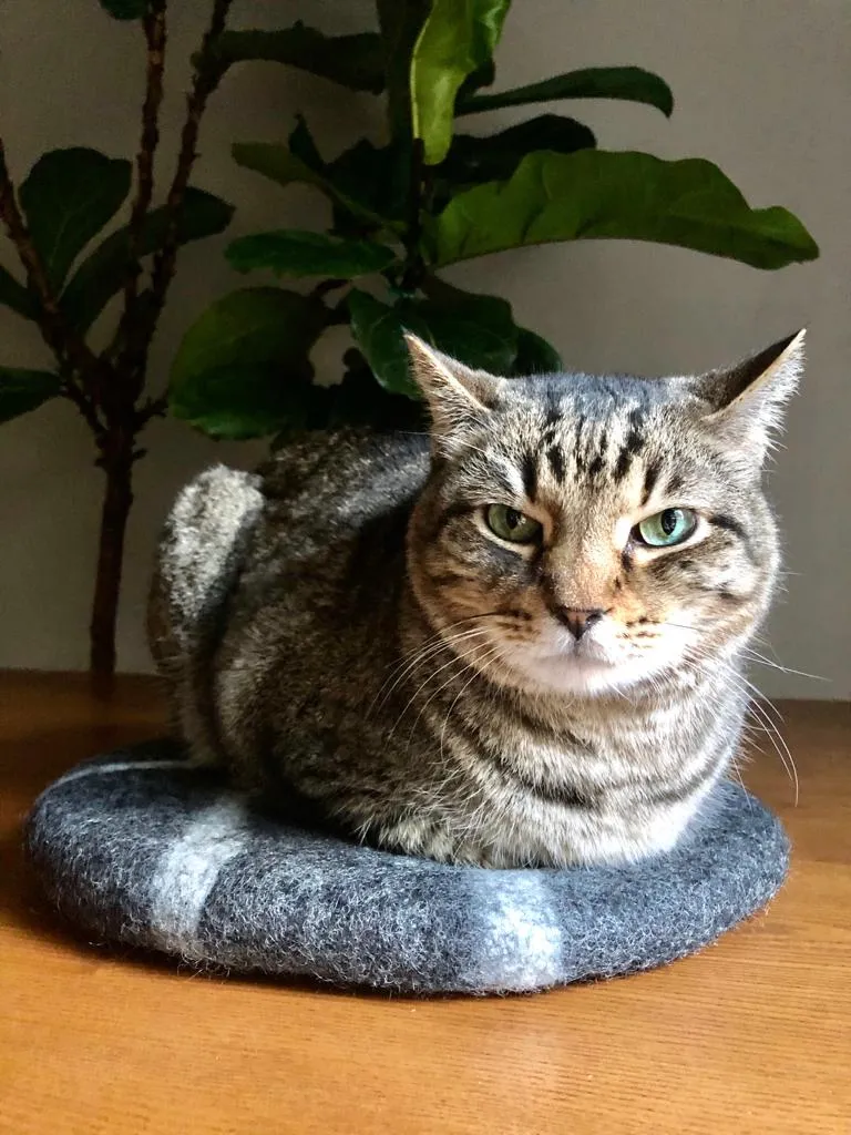SMOKEY  Natural Wool Cat Cave | Cat Bed