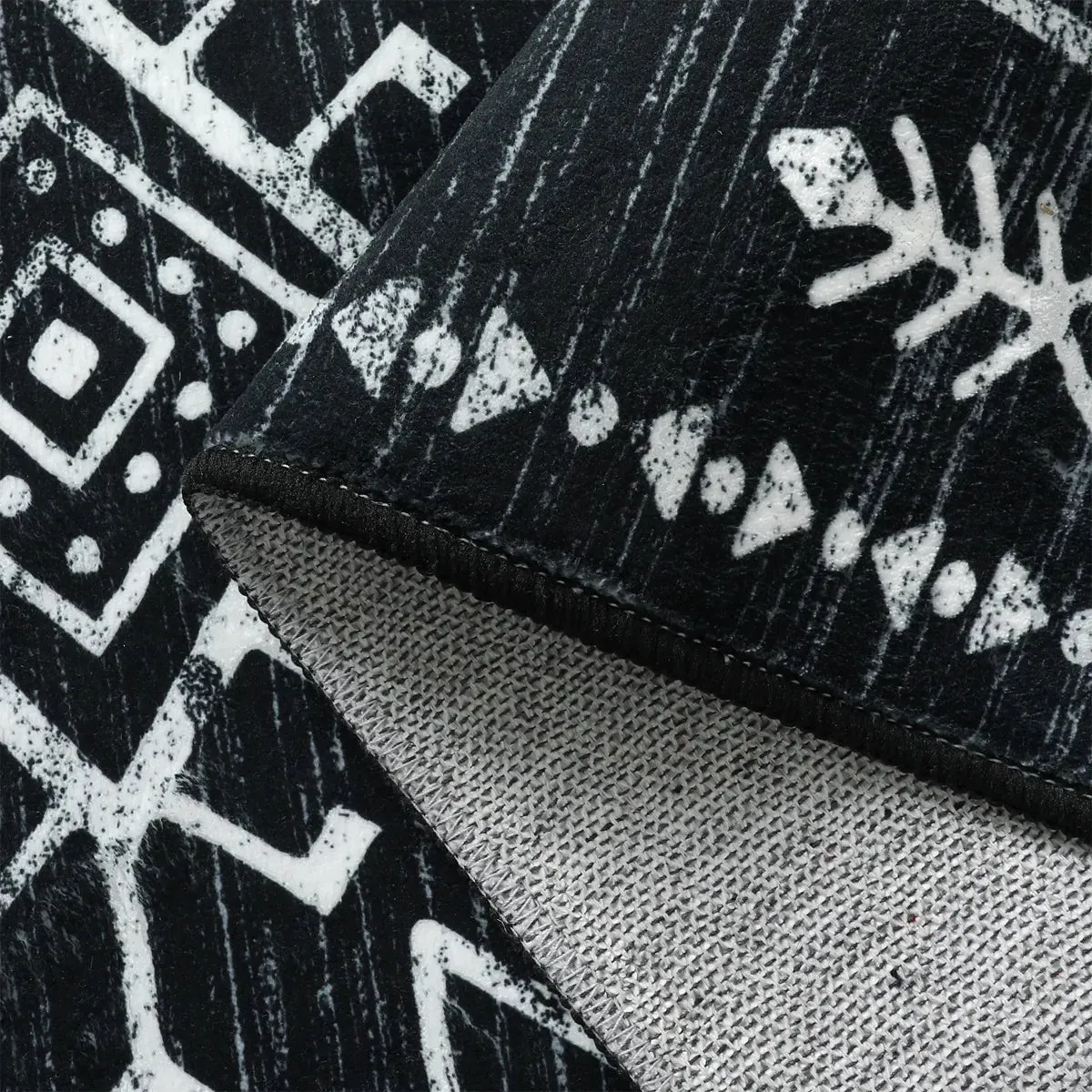 Vivienne Aztec Moroccan Distressed Black Area Rug